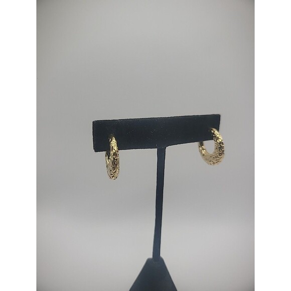 Vintage Earring Pierced Stud Hoops Gold Tone Ornate Jewelry Costume - Picture 2 of 11